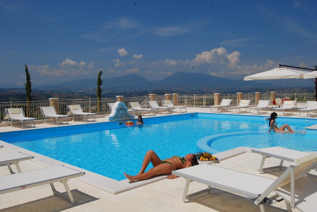 Incantea Resort Tortoreto Екстер'єр фото