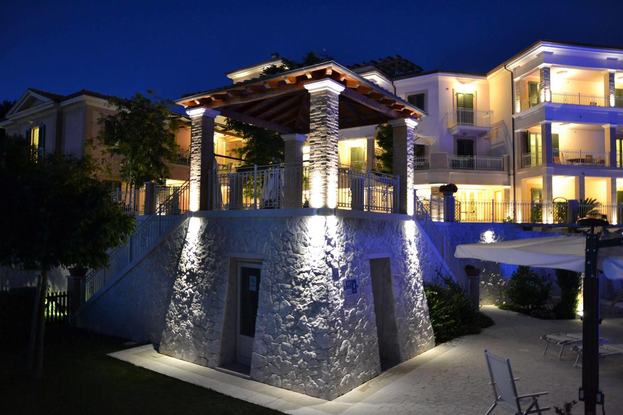 Incantea Resort Tortoreto Екстер'єр фото
