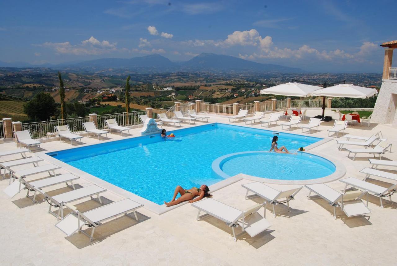 Incantea Resort Tortoreto Екстер'єр фото